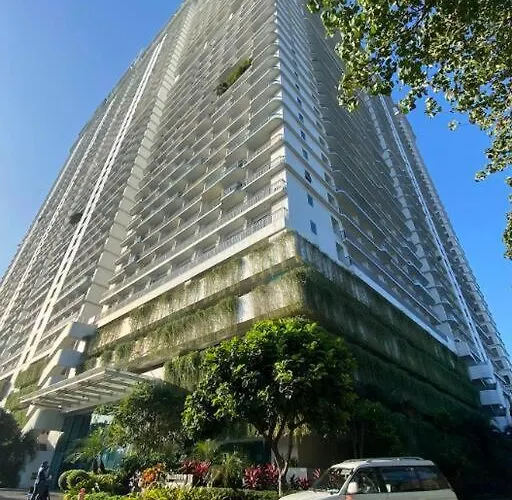 Skyloft Acqua Private Residences Apartment *